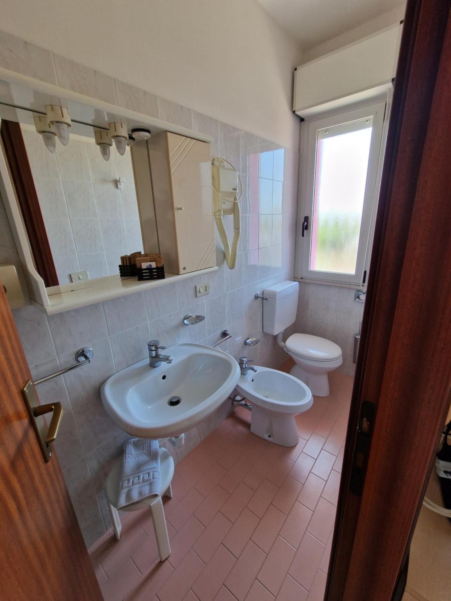 ביביונה Hotel Di Giovanni מראה חיצוני תמונה