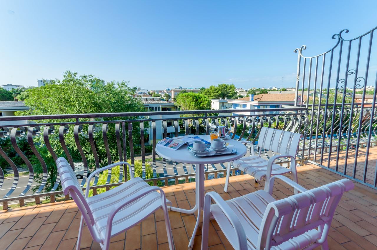 ביביונה Hotel Di Giovanni מראה חיצוני תמונה